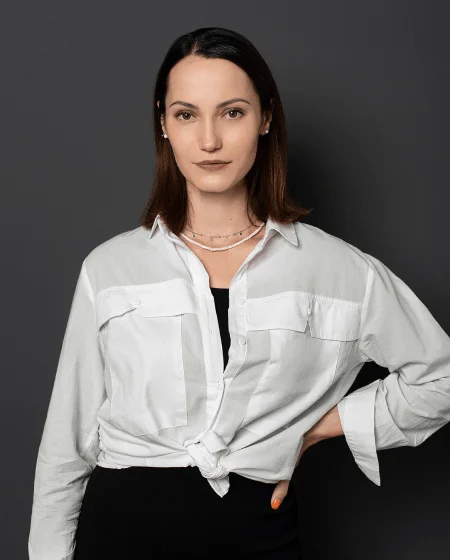 Алина Таранов